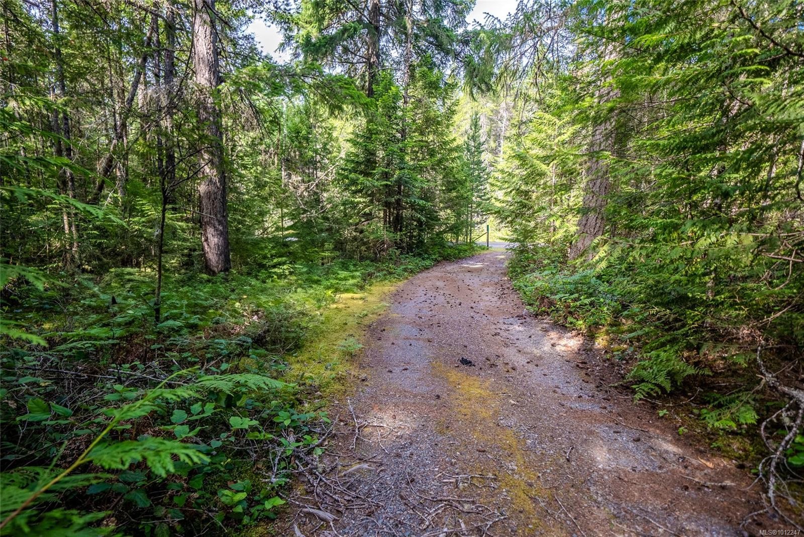 505 Baylis Rd, Qualicum Beach, BC