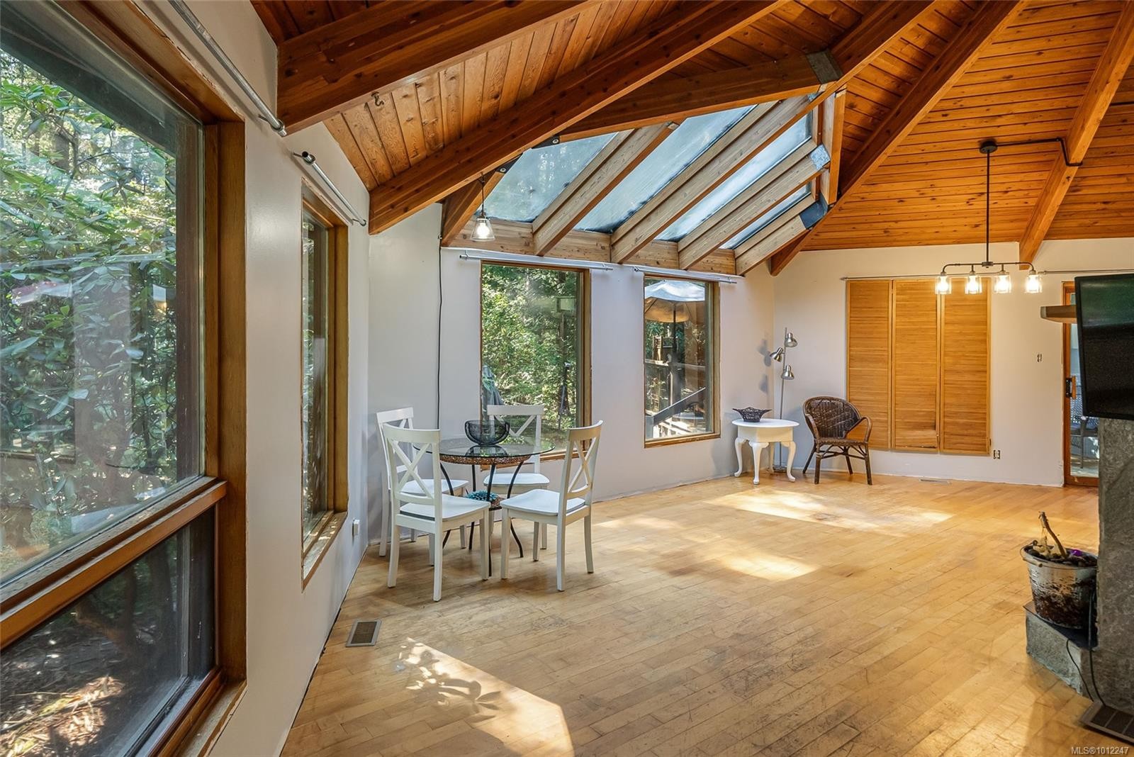 505 Baylis Rd, Qualicum Beach, BC