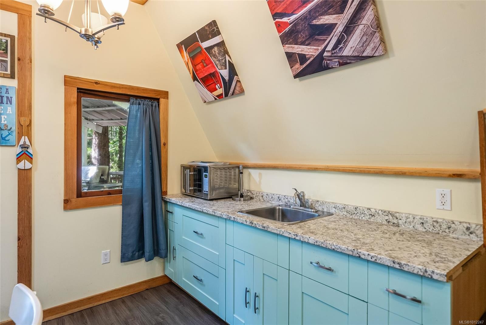 505 Baylis Rd, Qualicum Beach, BC