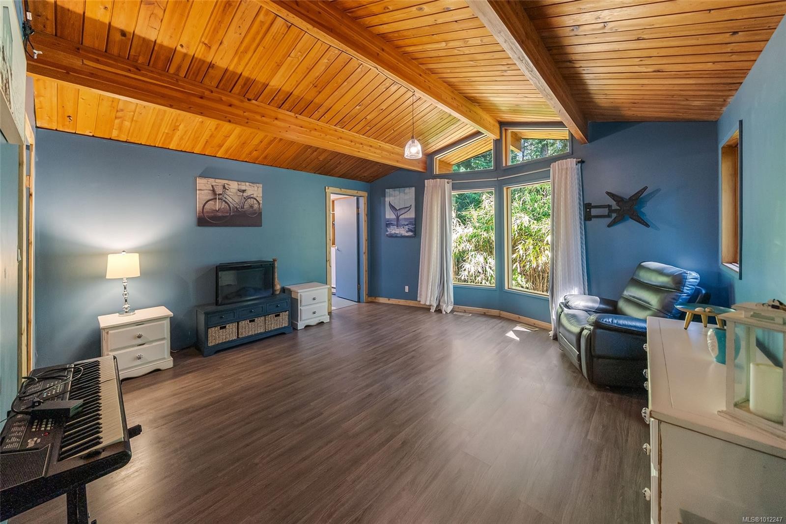 505 Baylis Rd, Qualicum Beach, BC