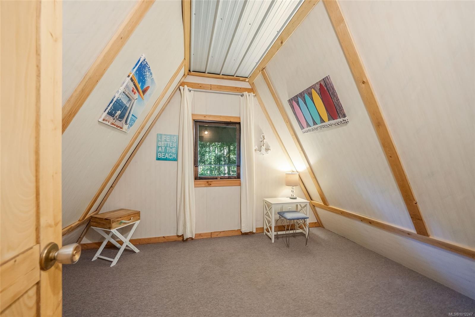 505 Baylis Rd, Qualicum Beach, BC