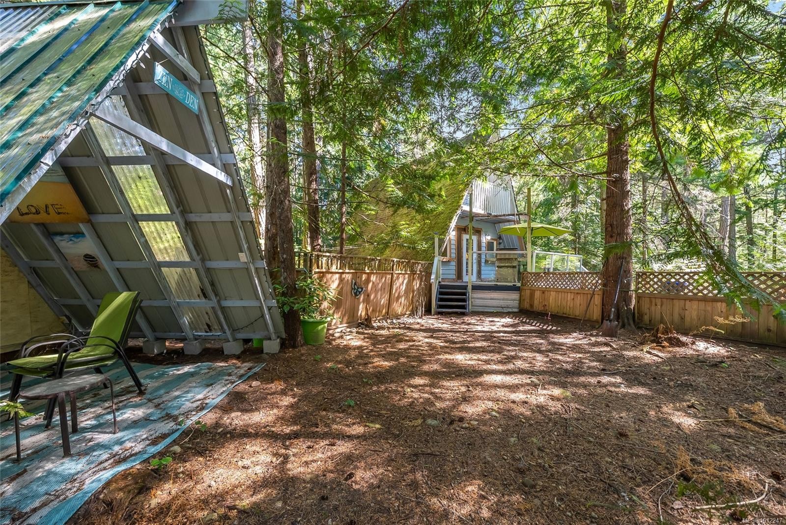 505 Baylis Rd, Qualicum Beach, BC