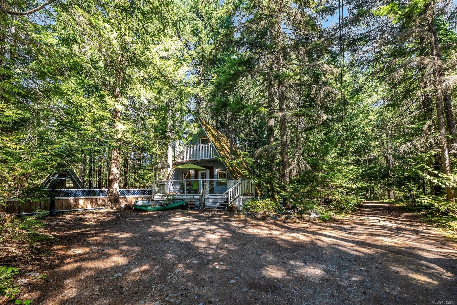 505 Baylis Rd, Qualicum Beach, BC