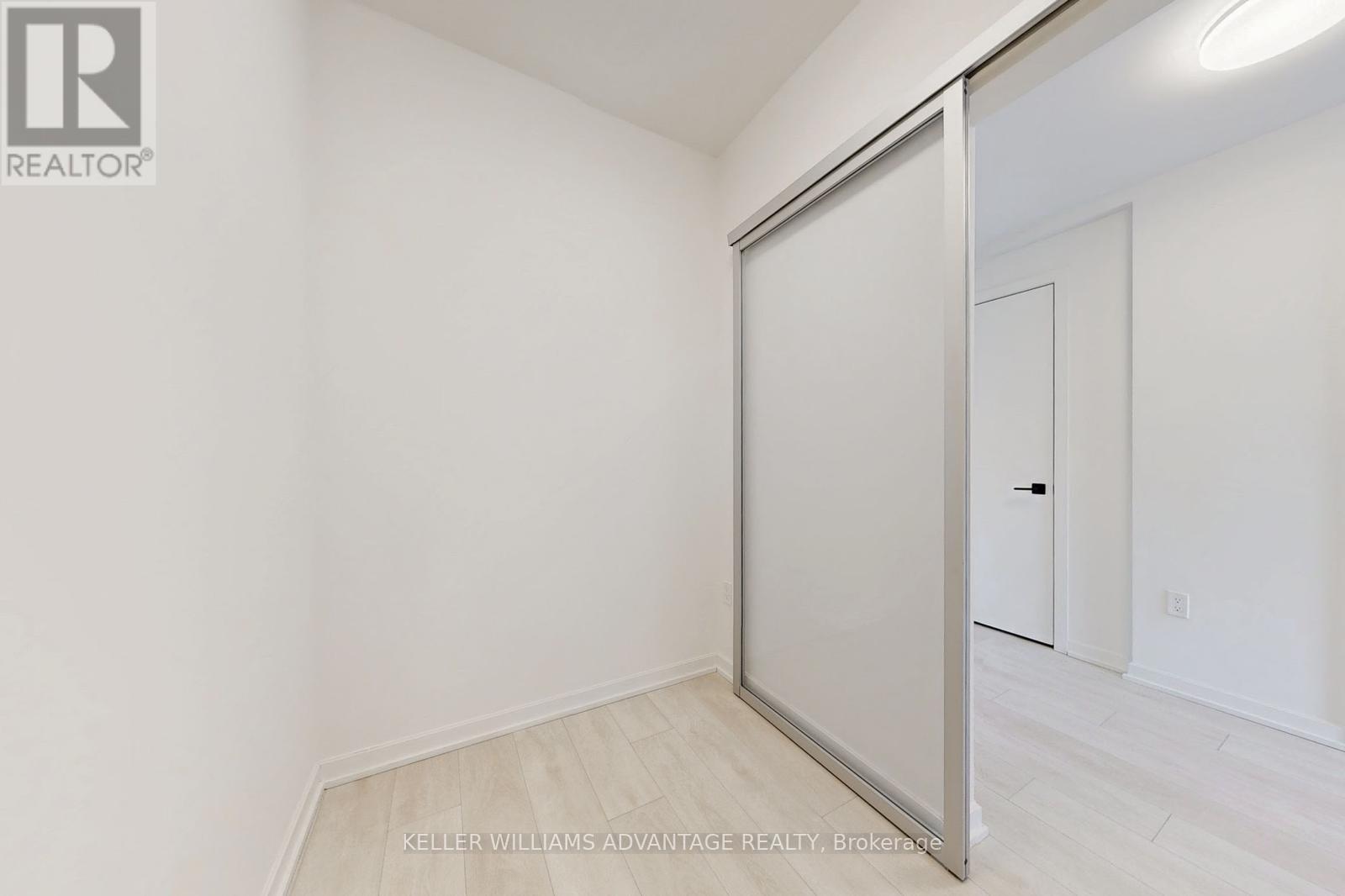 2407 - 10 Graphophone Grove, Toronto, ON - Indoor Photo Showing Other Room