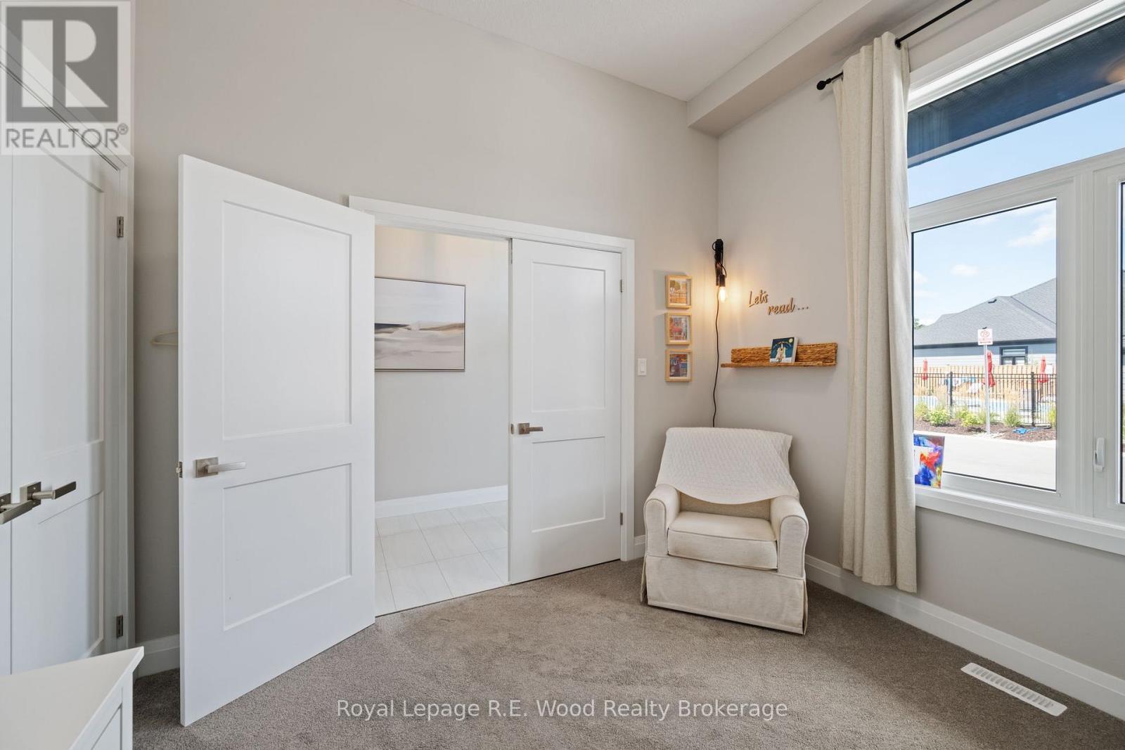 32 - 63 Compass Trail, Central Elgin, ON - Indoor Photo Showing Other Room