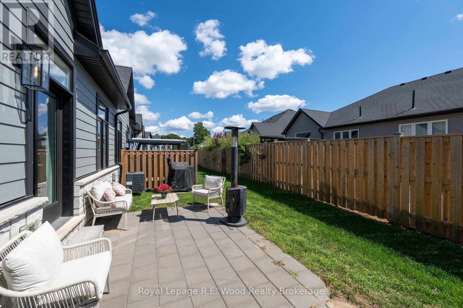 32 - 63 Compass Trail, Central Elgin, ON - Outdoor With Deck Patio Veranda