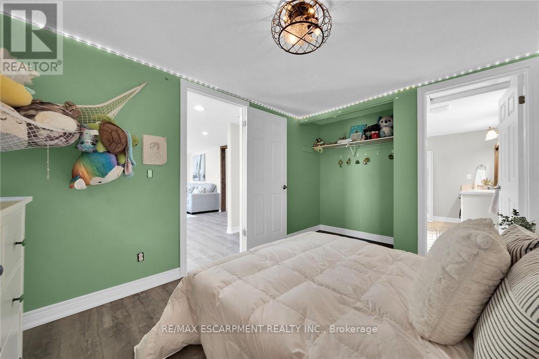 1896 River Road, Haldimand, ON - Indoor Photo Showing Bedroom