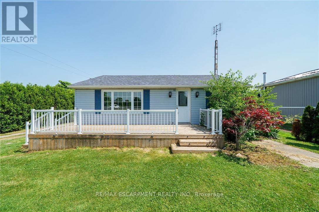 1896 River Road, Haldimand, ON - Outdoor With Deck Patio Veranda