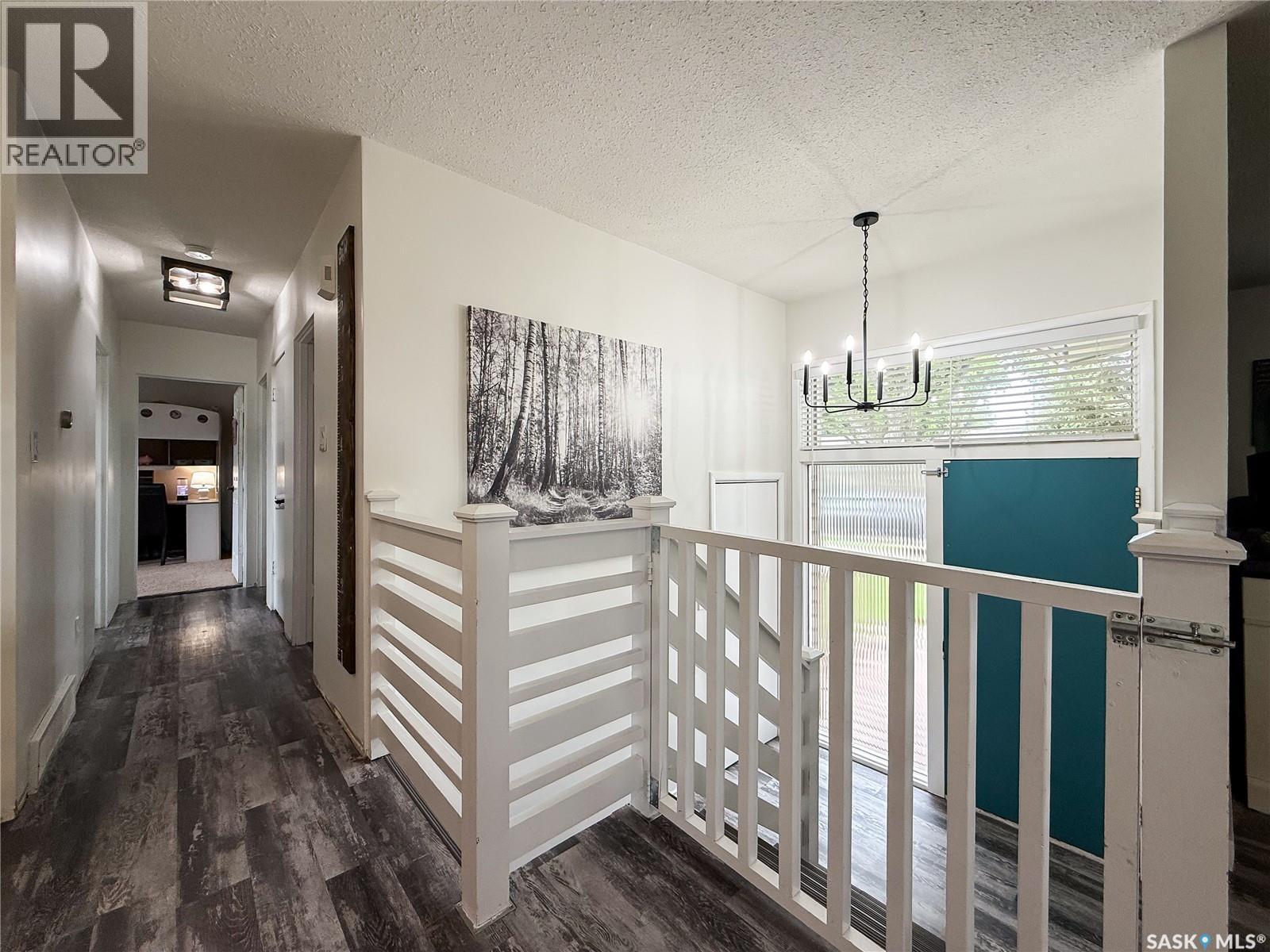 102 Claustre Avenue, Maple Creek, SK - Indoor Photo Showing Other Room