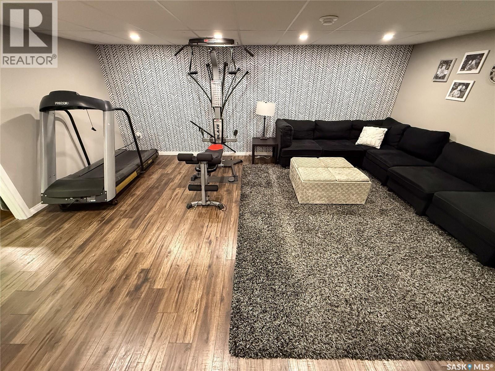 102 Claustre Avenue, Maple Creek, SK - Indoor