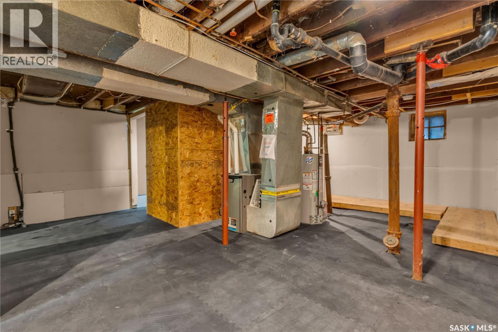 2056 Princess Street, Regina, SK - Indoor Photo Showing Basement