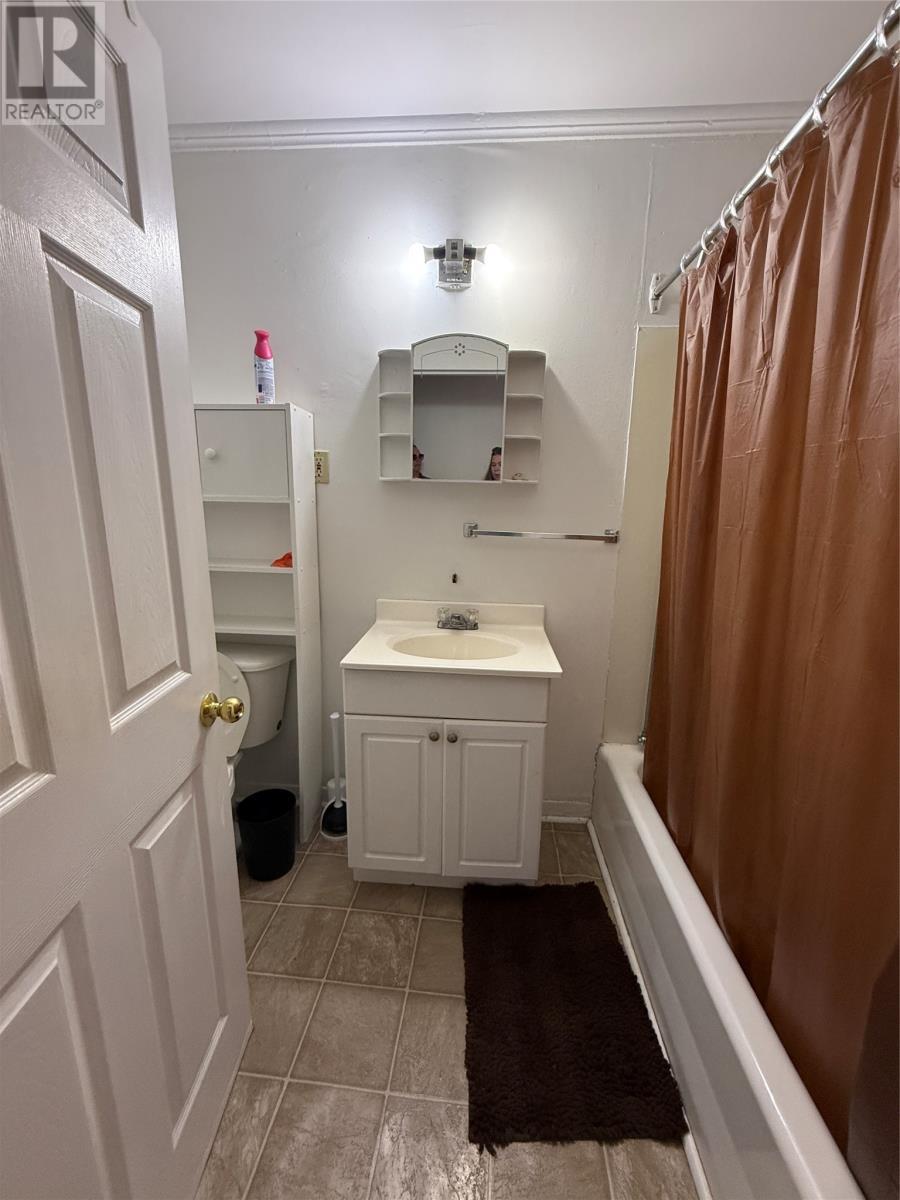 34-42 Jerseyside Hill, Jerseyside, NL - Indoor