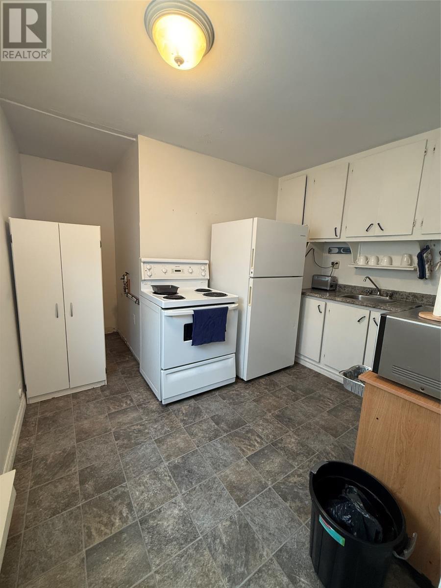 34-42 Jerseyside Hill, Jerseyside, NL - Indoor Photo Showing Kitchen