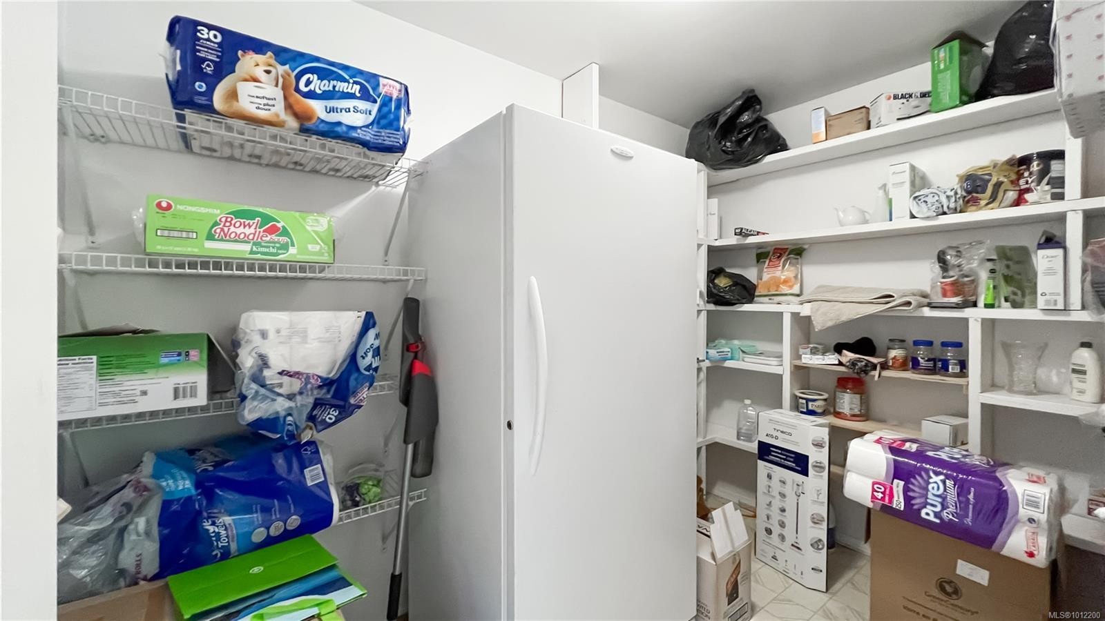 1016 Adeline Pl, Saanich, BC