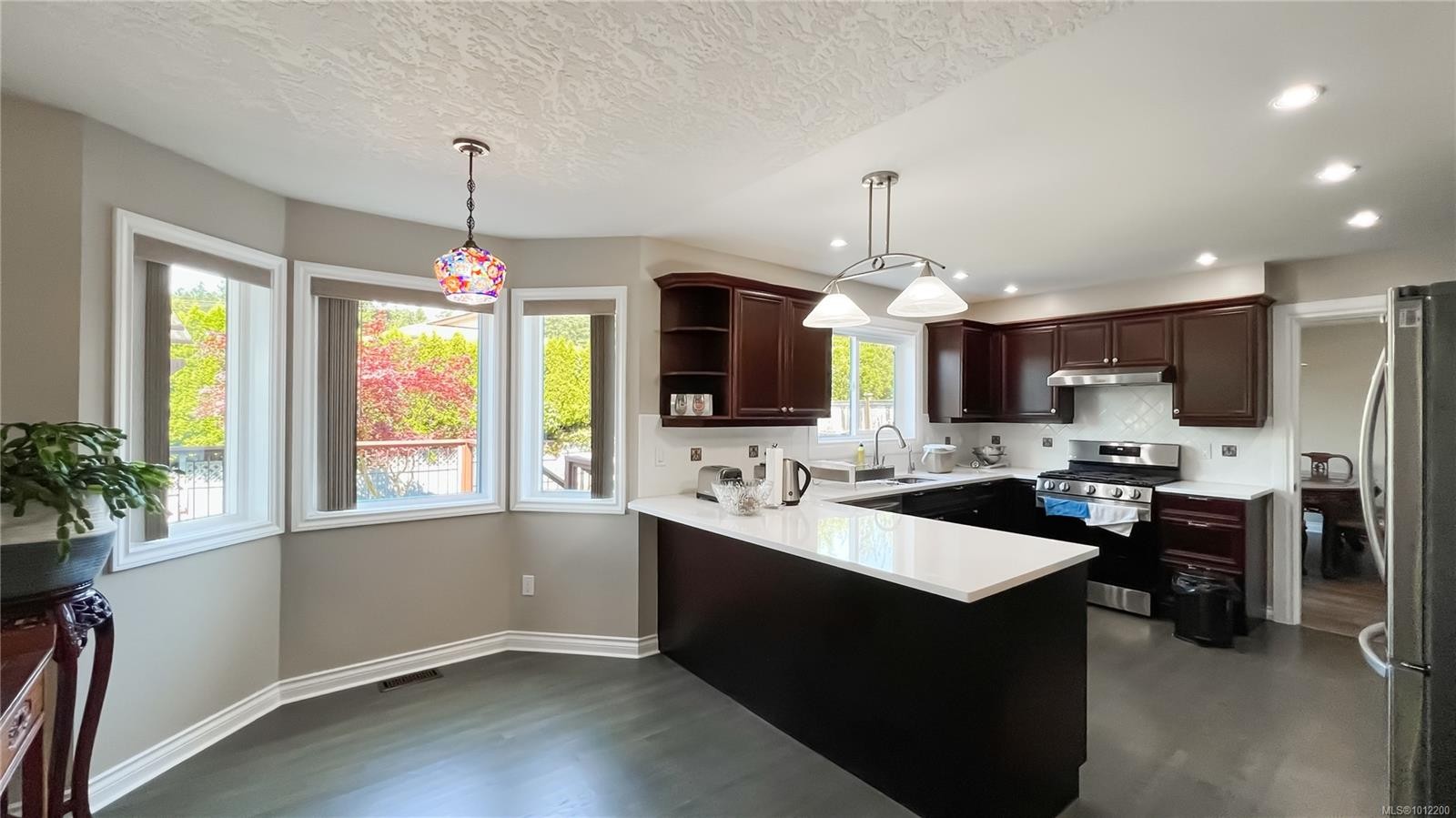 1016 Adeline Pl, Saanich, BC