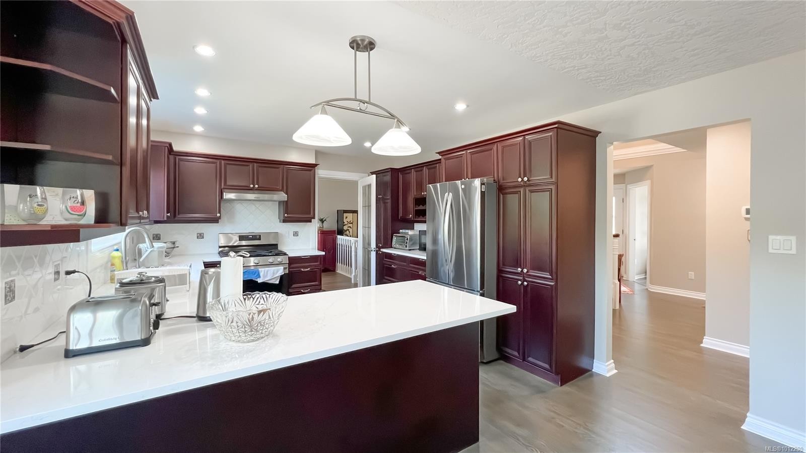 1016 Adeline Pl, Saanich, BC