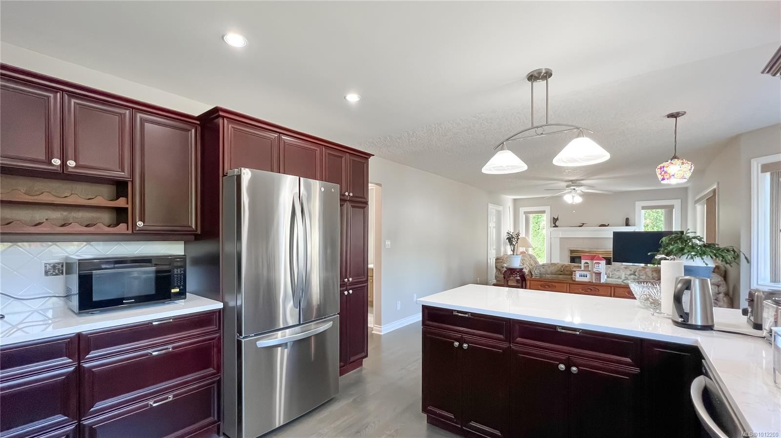 1016 Adeline Pl, Saanich, BC