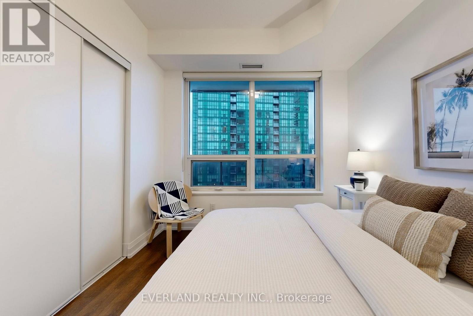 2710 - 2 Anndale Drive, Toronto, ON - Indoor Photo Showing Bedroom