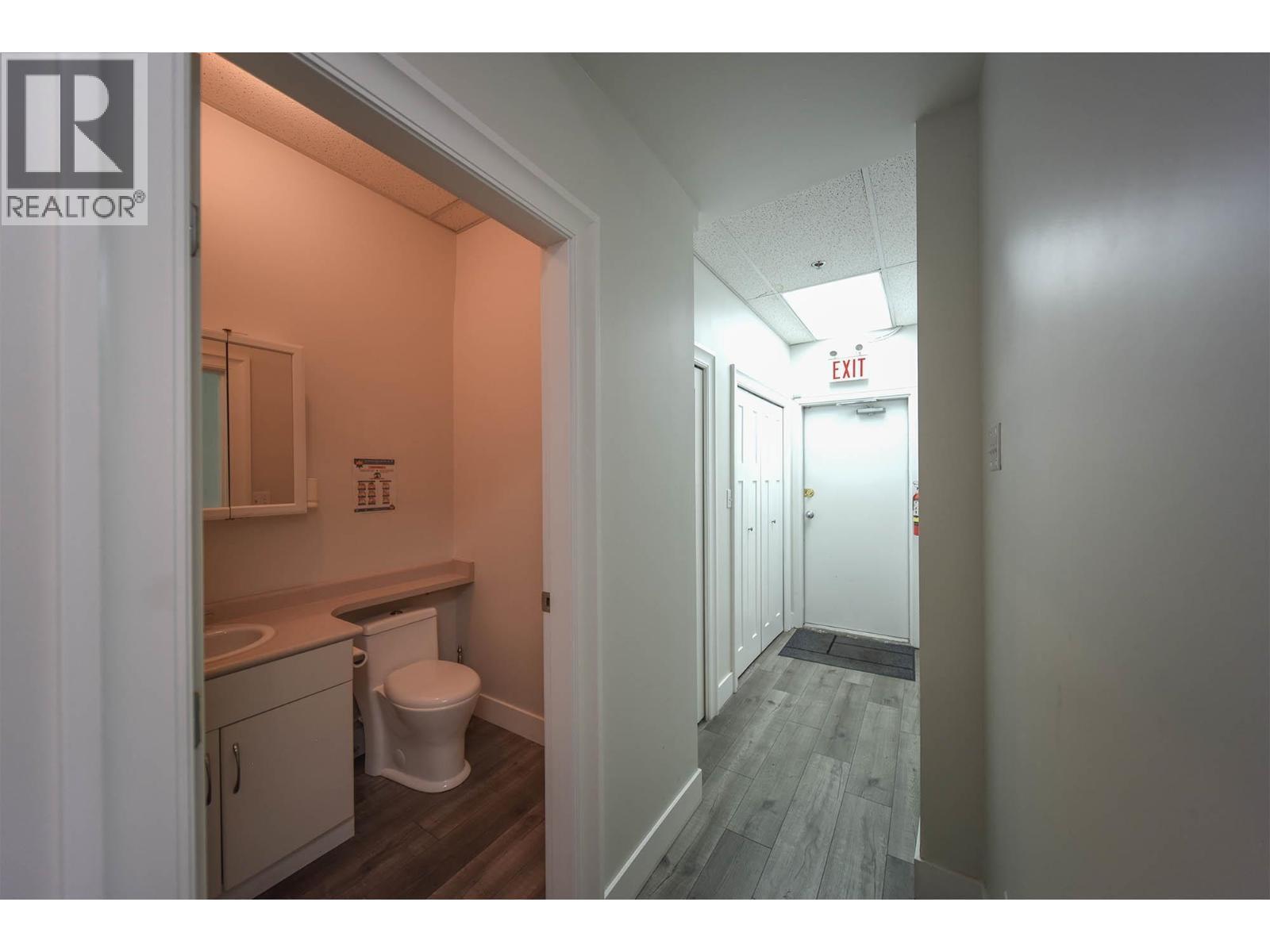 215 Lonsdale Avenue, North Vancouver, BC