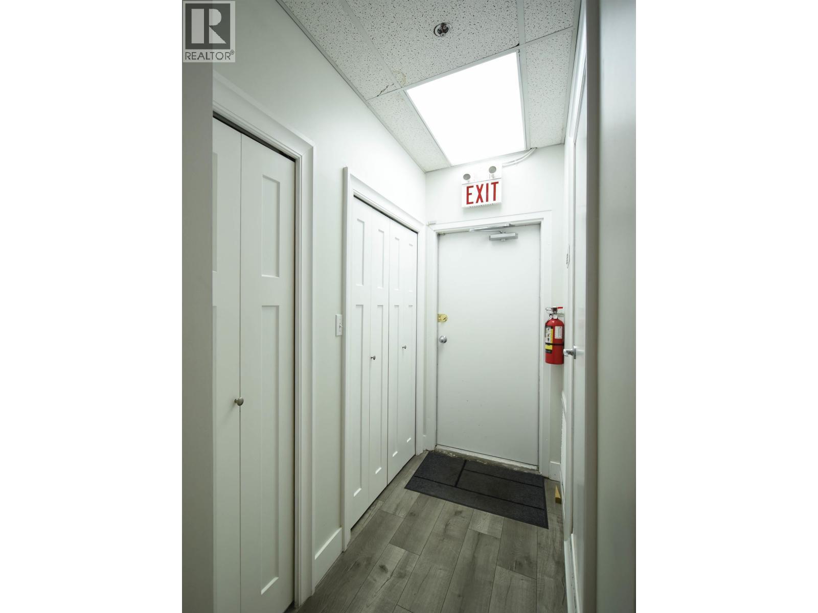 215 Lonsdale Avenue, North Vancouver, BC