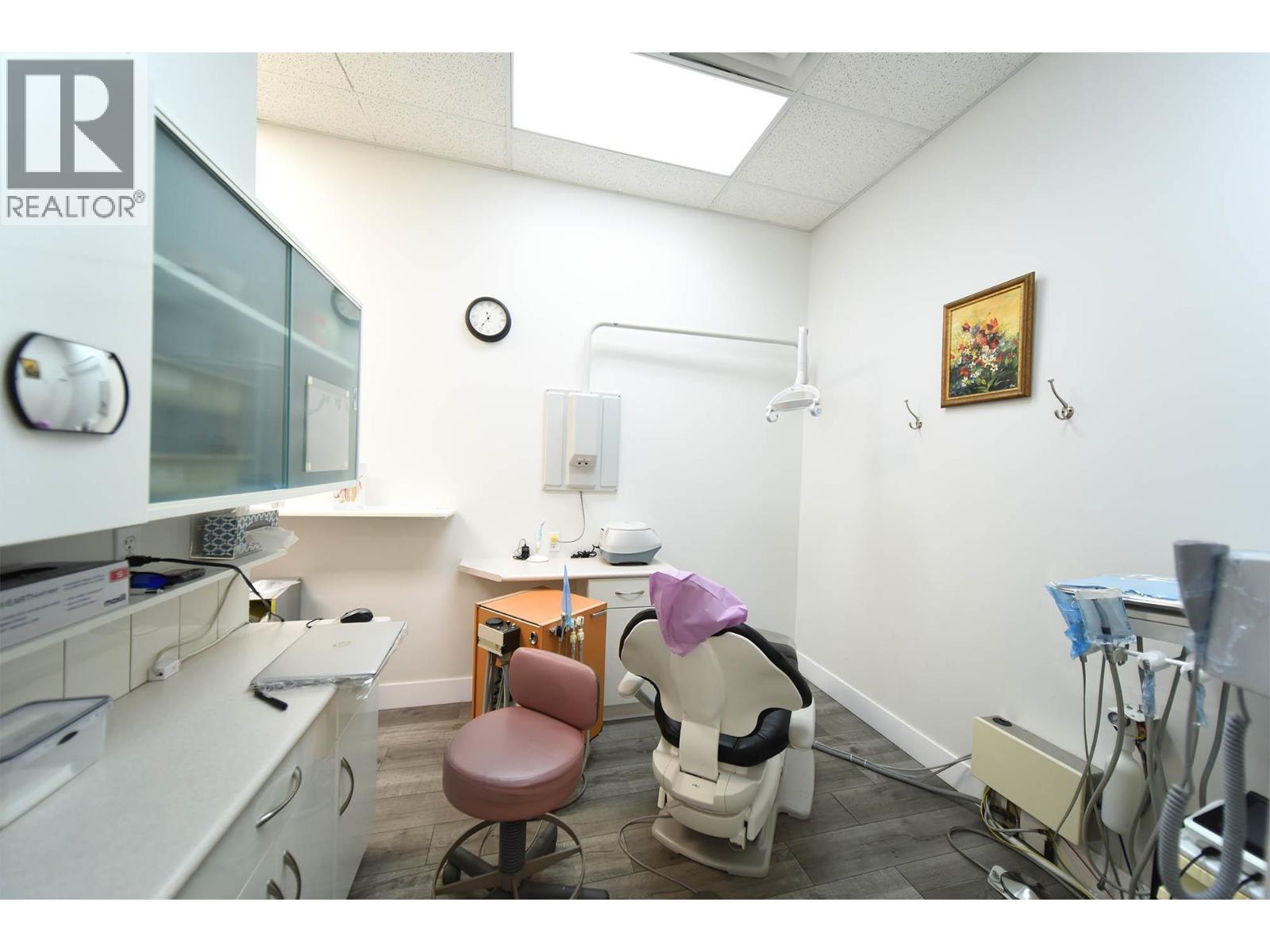 215 Lonsdale Avenue, North Vancouver, BC