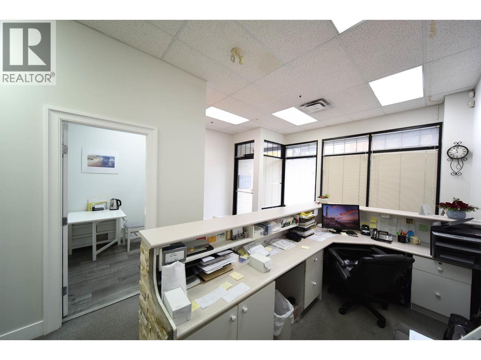 215 Lonsdale Avenue, North Vancouver, BC