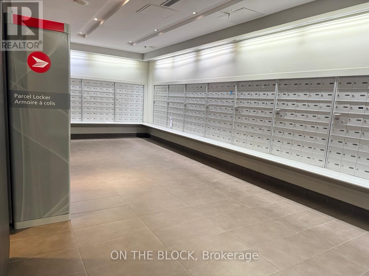 302 - 38 Joe Shuster Way, Toronto, ON - Indoor Photo Showing Other Room