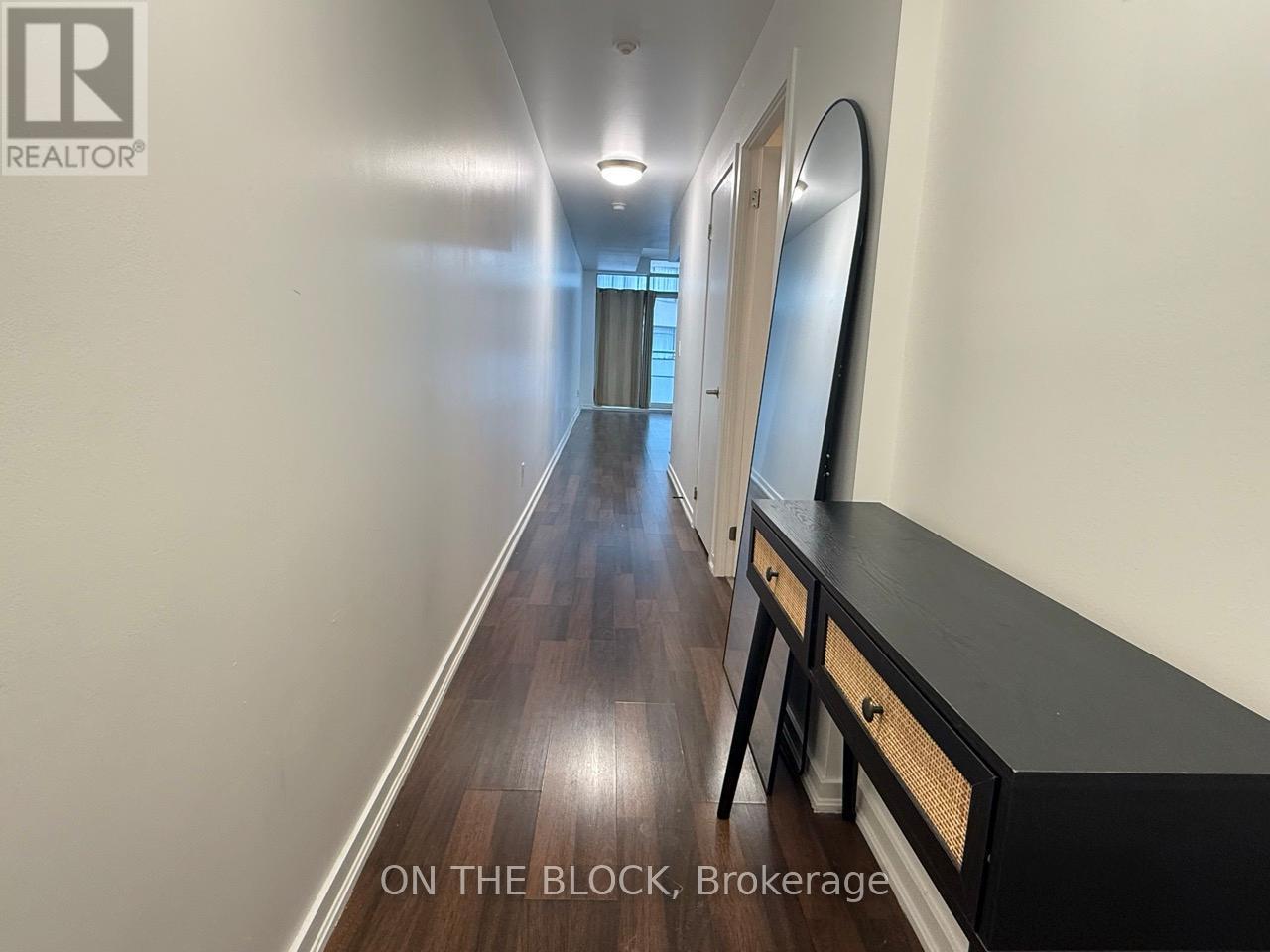 302 - 38 Joe Shuster Way, Toronto, ON - Indoor Photo Showing Other Room