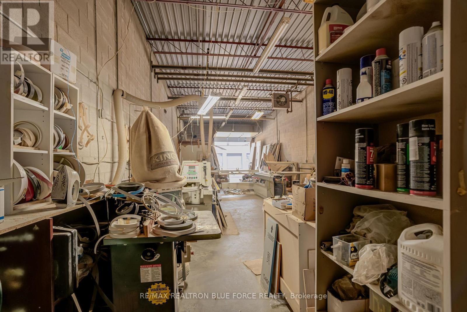 8 - 170 Finchdene Square, Toronto, ON