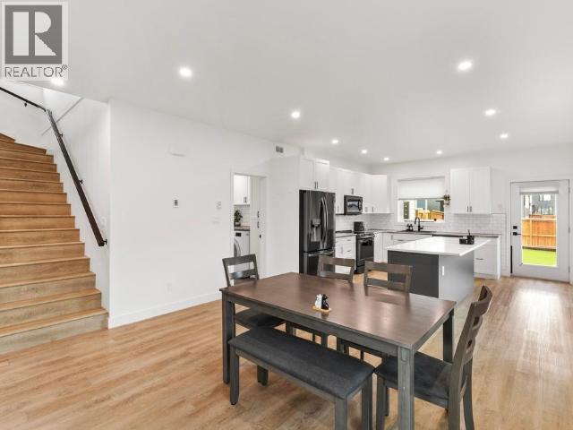 212 Neecheah Street, Whitehorse, YT - Indoor Photo Showing Dining Room
