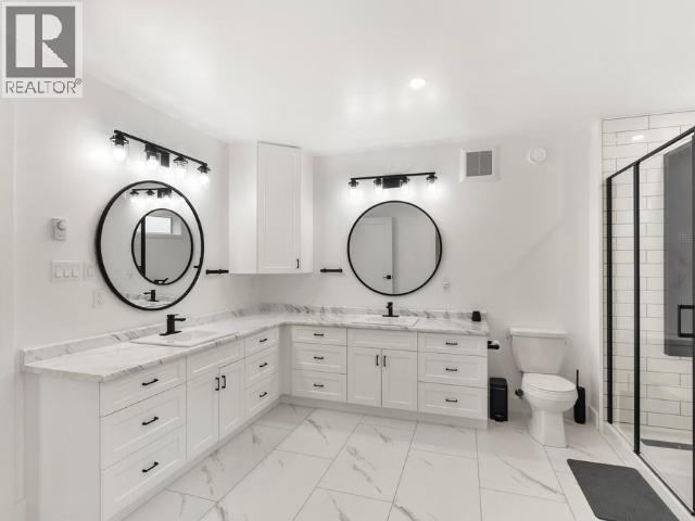 212 Neecheah Street, Whitehorse, YT - Indoor Photo Showing Bathroom