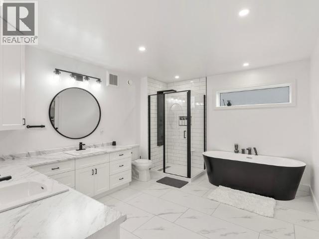 212 Neecheah Street, Whitehorse, YT - Indoor Photo Showing Bathroom