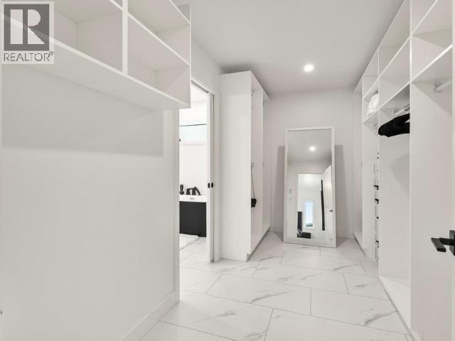 212 Neecheah Street, Whitehorse, YT - Indoor Photo Showing Other Room