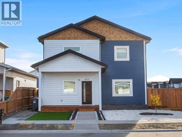 212 Neecheah Street, Whitehorse, YT - Outdoor With Exterior