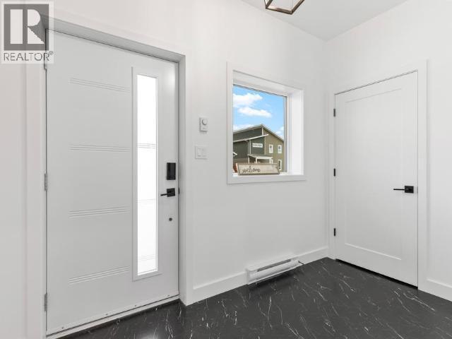 212 Neecheah Street, Whitehorse, YT - Indoor Photo Showing Other Room