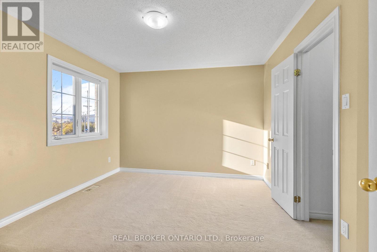 Bedroom 3 - 2014 Jasper Avenue, Ottawa, ON - Indoor Photo Showing Other Room
