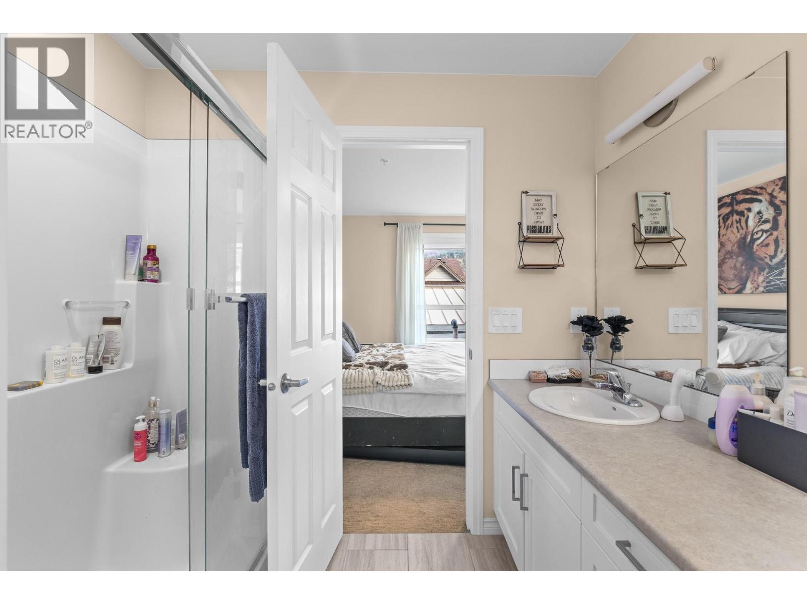 Ensuite - 3362 Skaha Lake Road Unit# 307, Penticton, BC - Indoor Photo Showing Bathroom