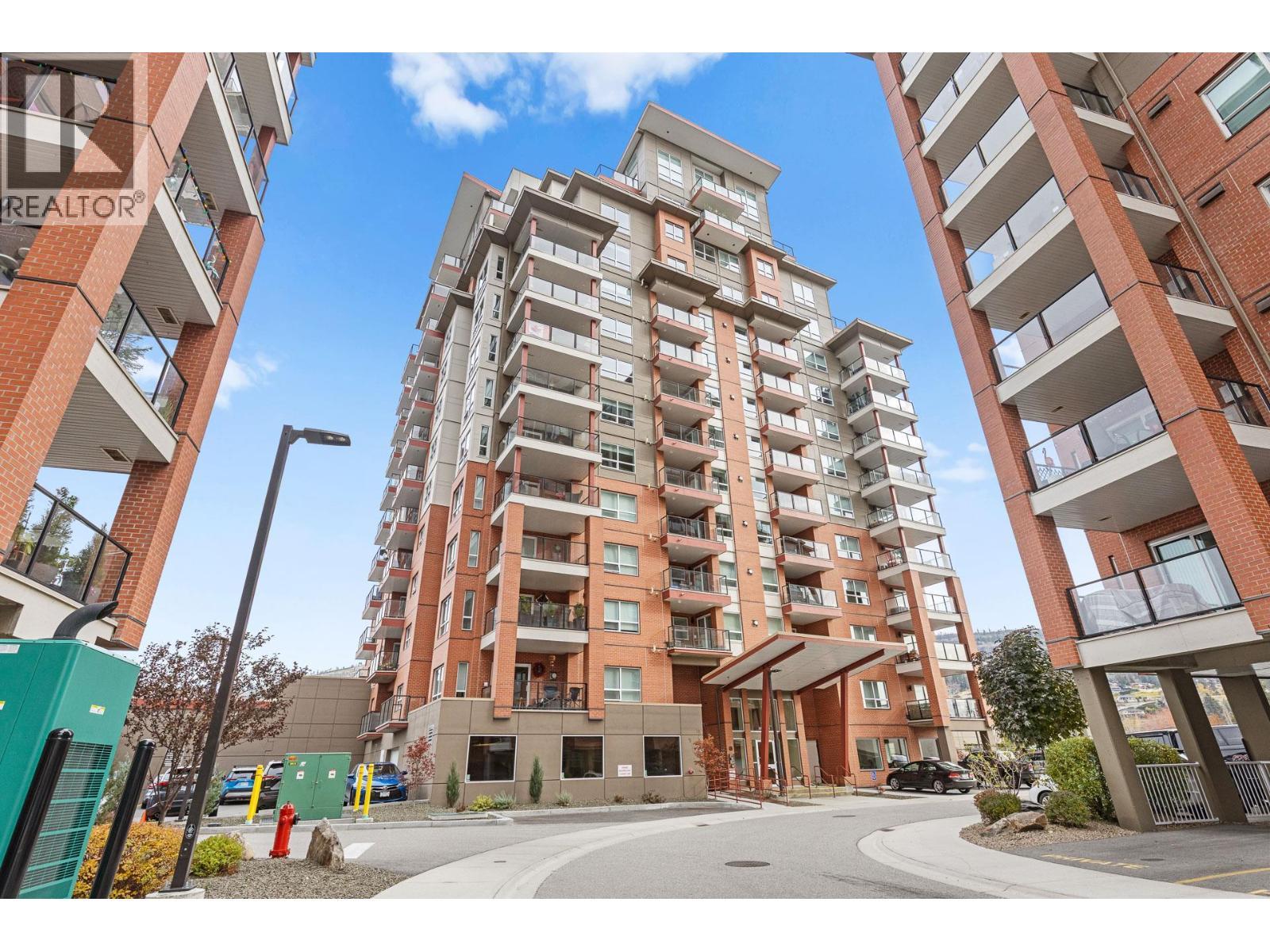 3362 Skaha Lake Road Unit# 307, Penticton, BC - Outdoor With Facade