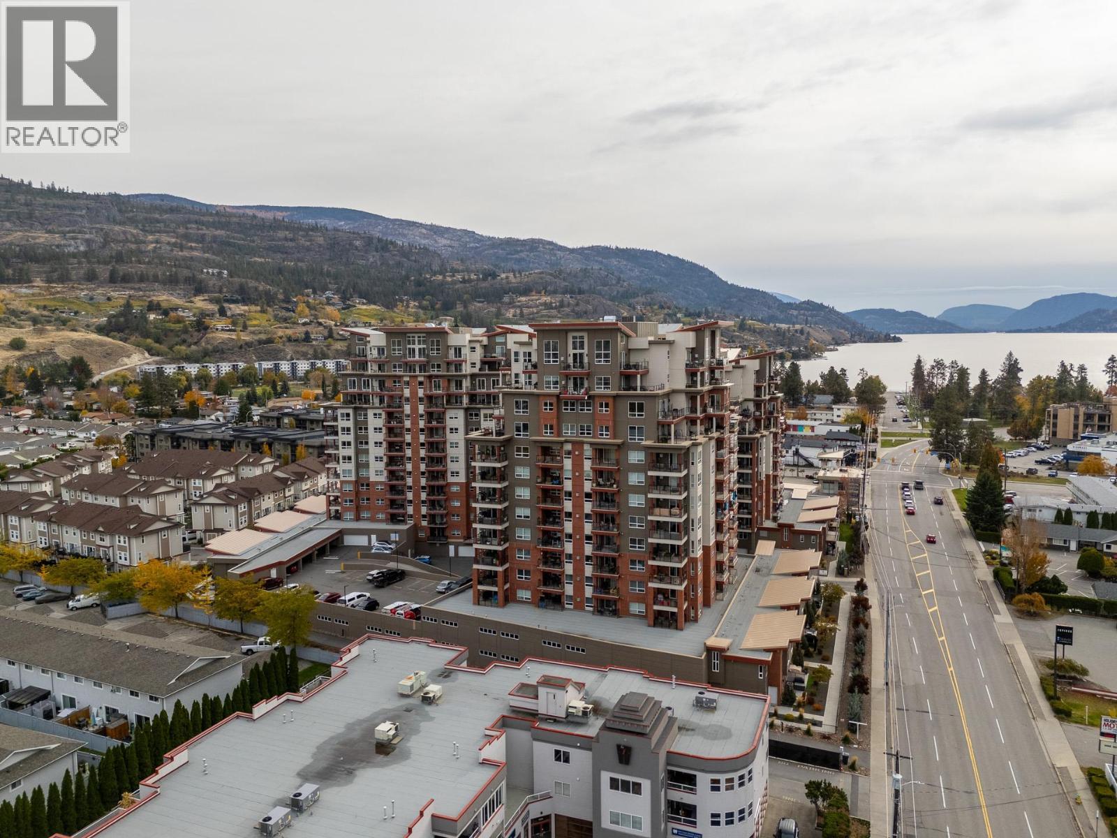 3362 Skaha Lake Road Unit# 307, Penticton, BC - Outdoor With View