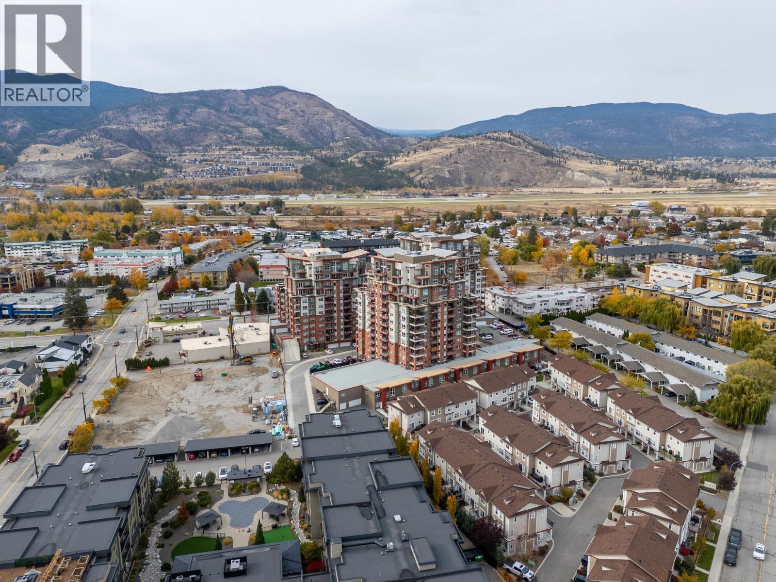 3362 Skaha Lake Road Unit# 307, Penticton, BC - Outdoor With View