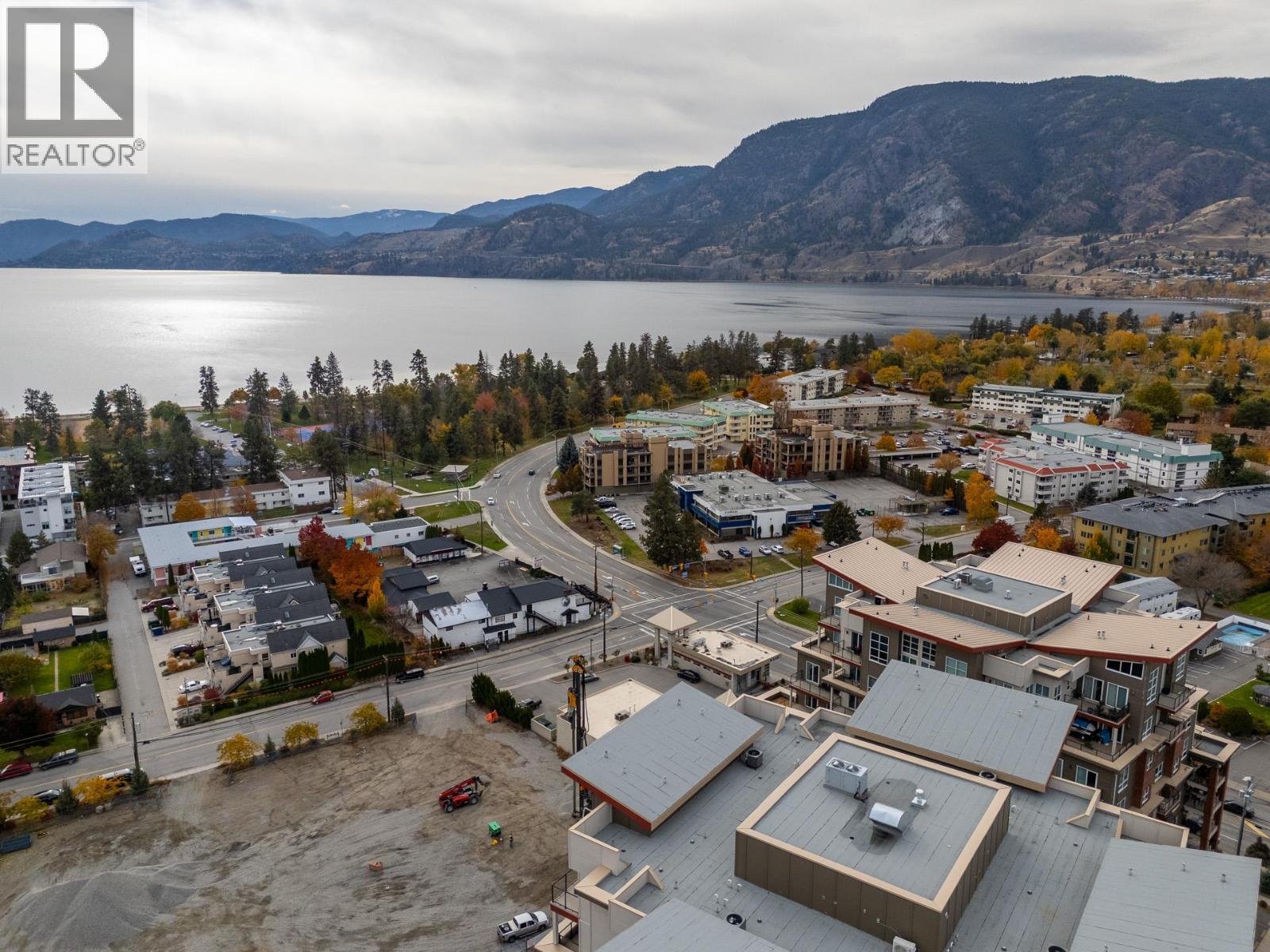 3362 Skaha Lake Road Unit# 307, Penticton, BC - Outdoor With Body Of Water With View