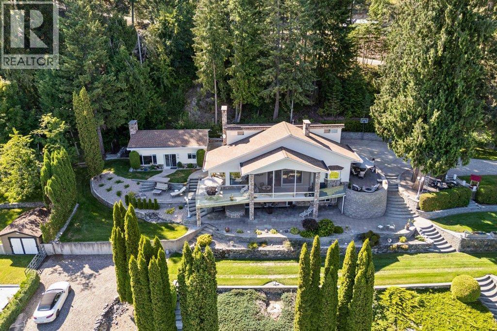 4842 Sunnybrae Canoe Point Road, Tappen, BC - Outdoor With Deck Patio Veranda With View