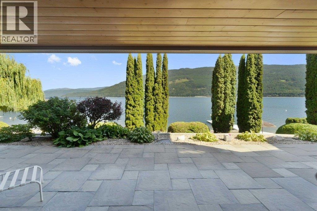 4842 Sunnybrae Canoe Point Road, Tappen, BC - Outdoor With Body Of Water
