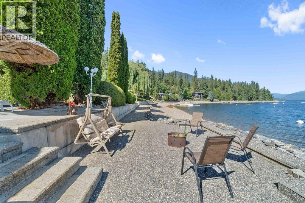 4842 Sunnybrae Canoe Point Road, Tappen, BC - Outdoor With Body Of Water With View