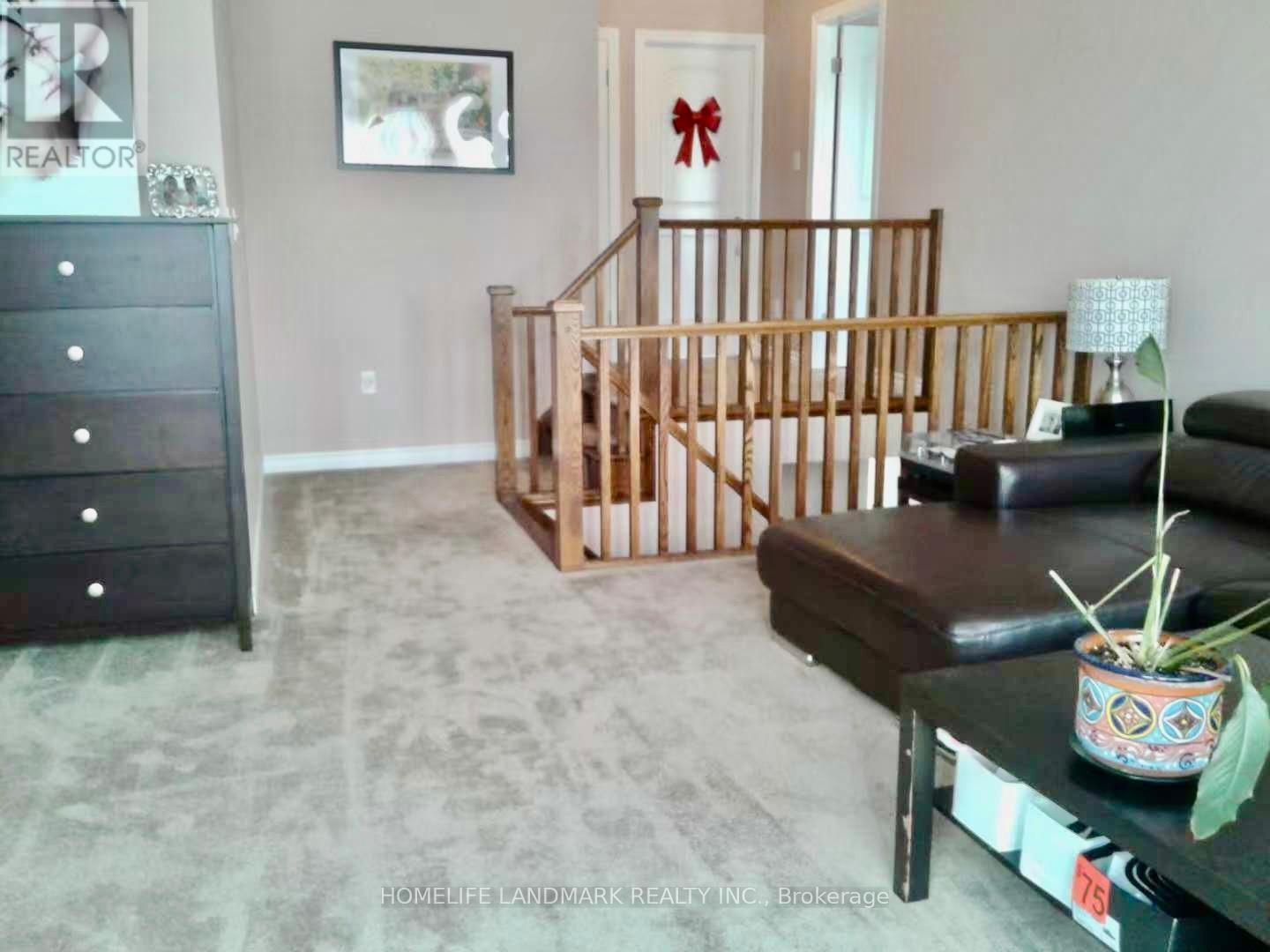 212 Westfield Place, Waterloo, ON - Indoor Photo Showing Other Room