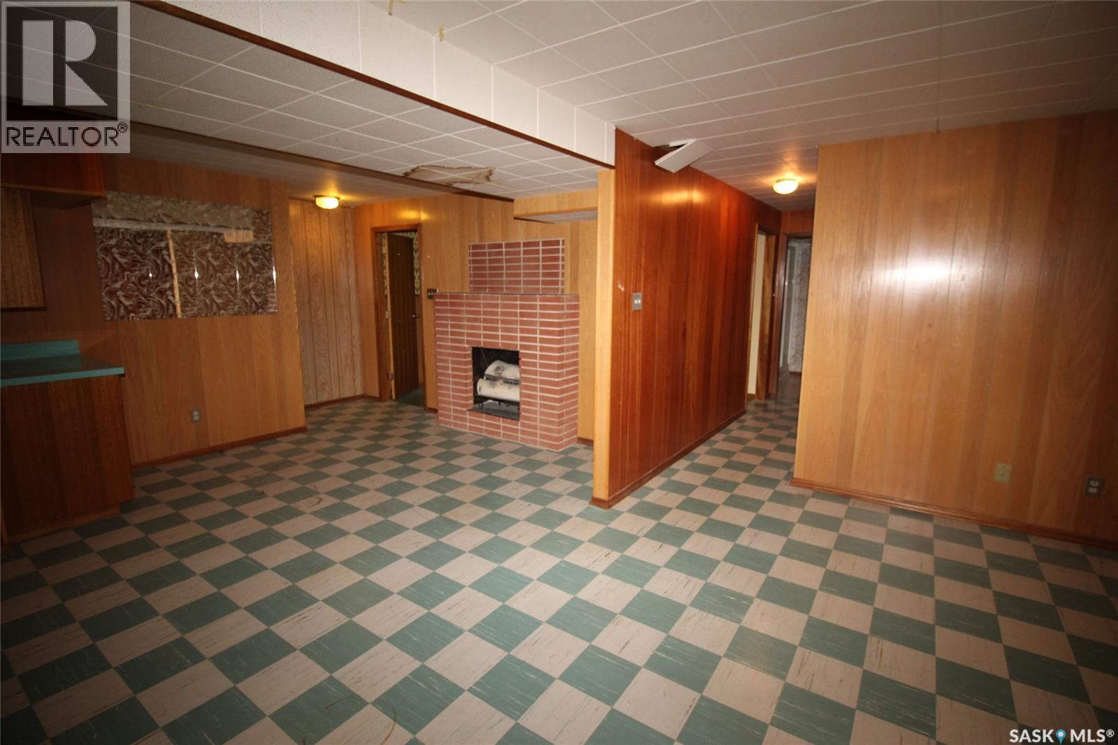 175 6Th Avenue W, Shaunavon, SK