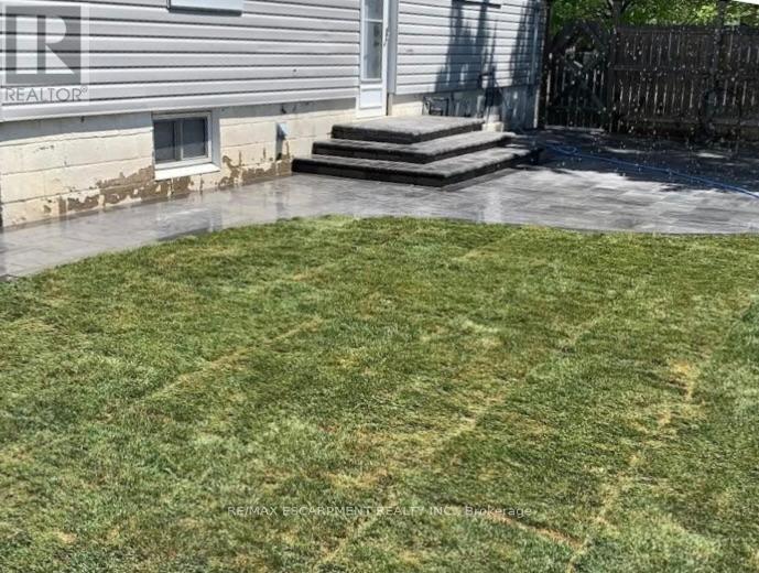 58 Seven Oaks Drive, Hamilton, ON - Outdoor