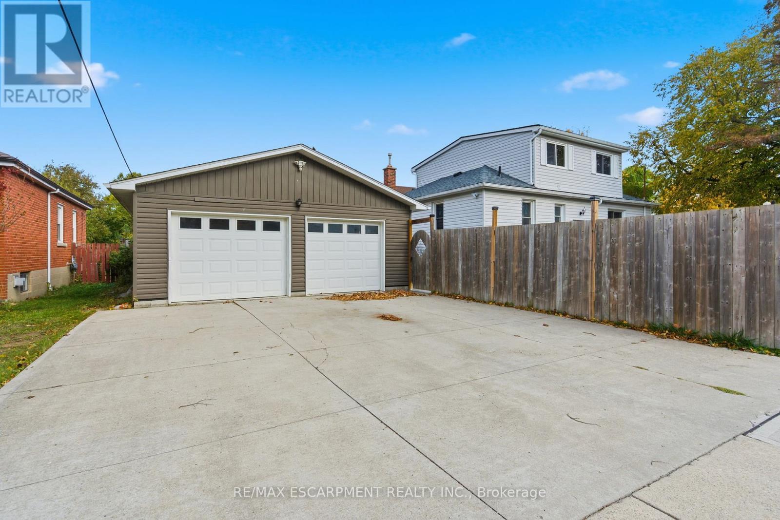 58 Seven Oaks Drive, Hamilton, ON - Outdoor With Exterior