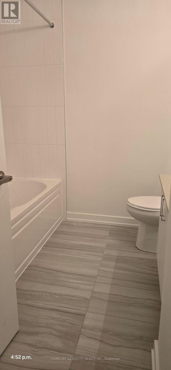 209 - 1680 Victoria Park Avenue, Toronto, ON - Indoor Photo Showing Bathroom