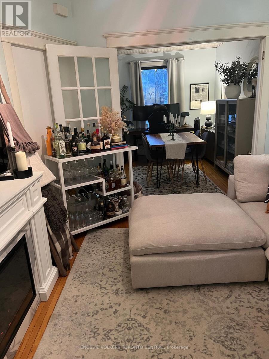 591 Pape Avenue, Toronto, ON - Indoor